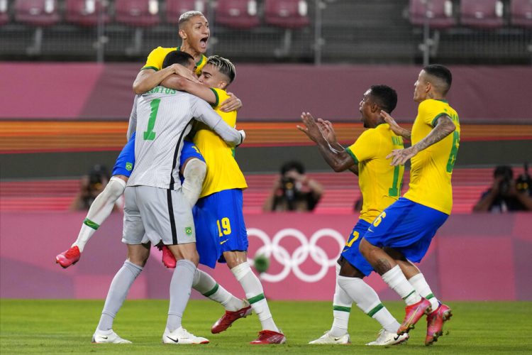 Brazil advances 4-1 on penalties after 0-0 draw with Mexico